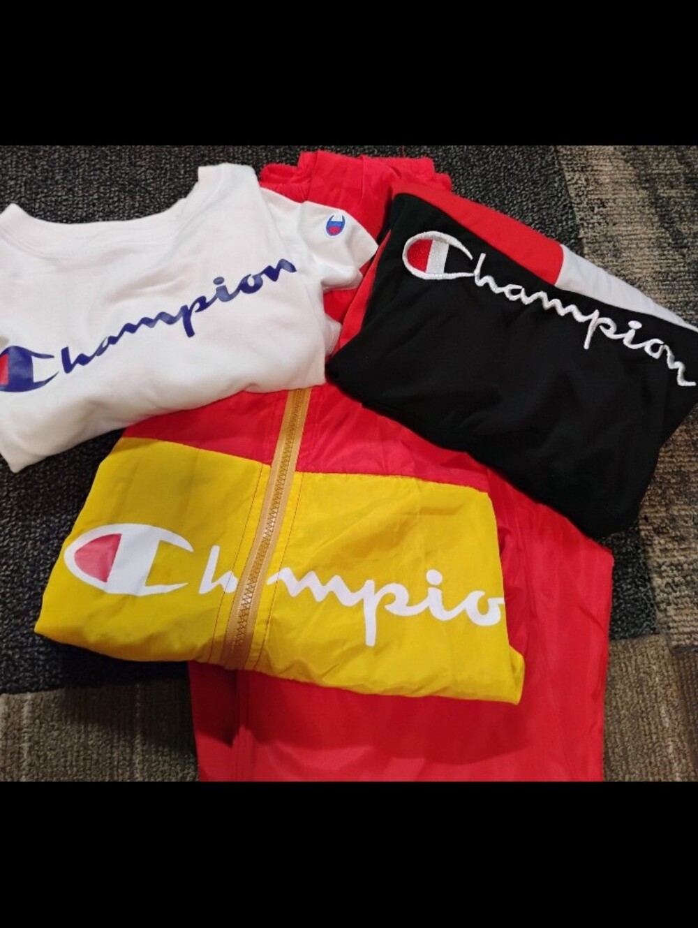 Champion 4-Piece Bundle ALL SIZE MEDIUM/See Pics For Measurements.